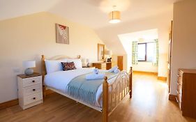Tranquil Dingle Hideaway